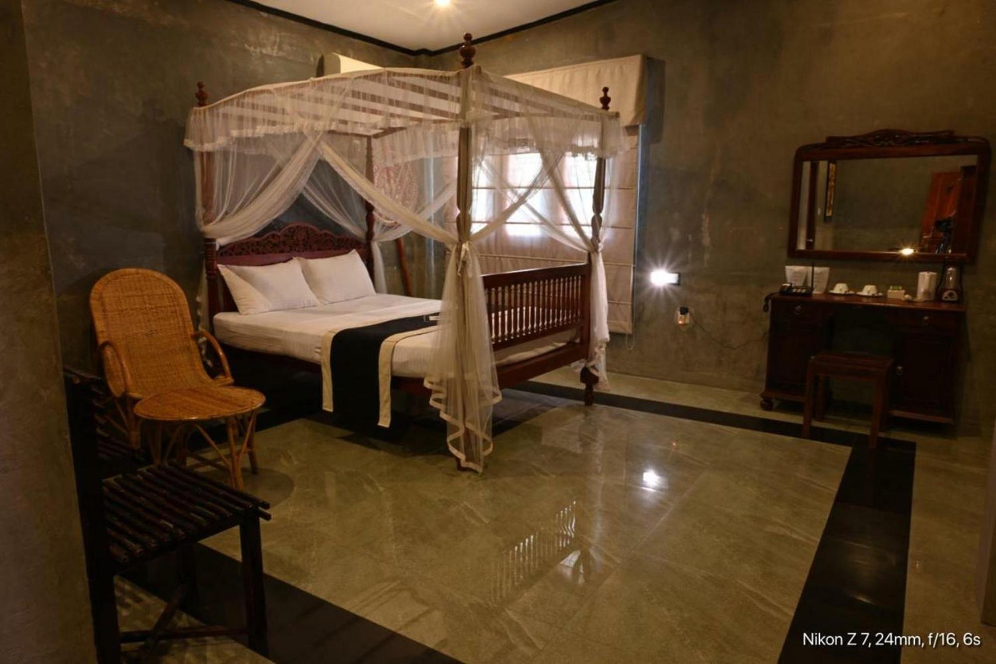 King'S Island Resort Негомбо Екстериор снимка